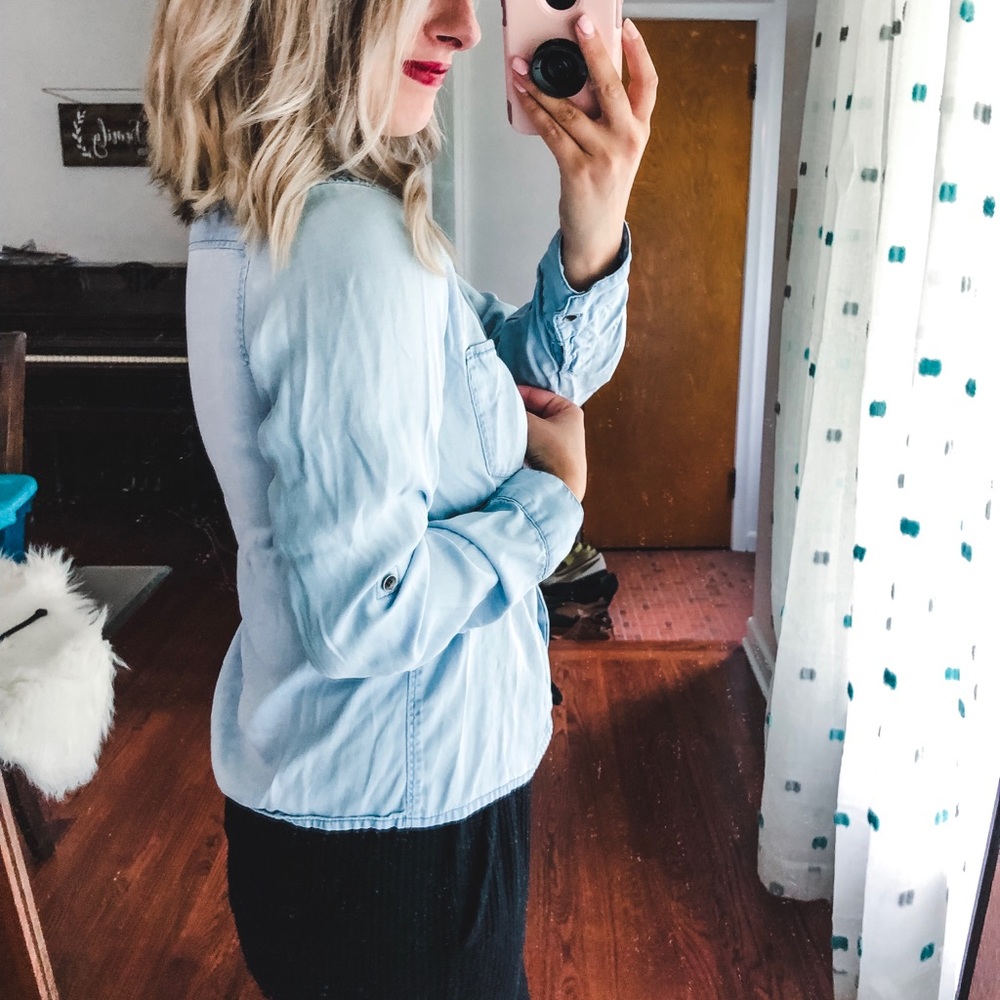 H&M Blue Chambray Shirt 2 - Picture 3 of 5